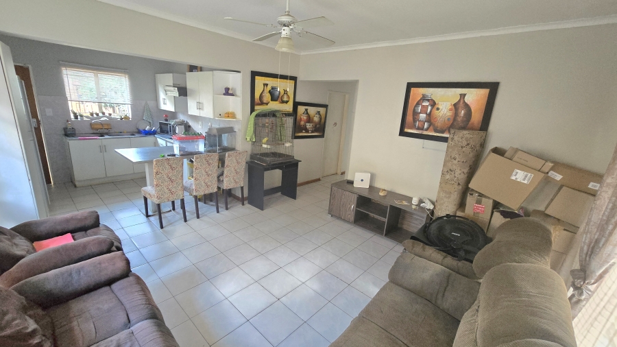 3 Bedroom Property for Sale in Geelhoutpark North West